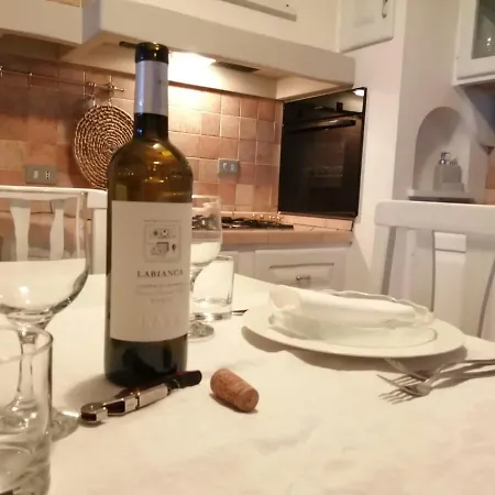A Casa Di Olivo וילה קסטלנואובו מגרה