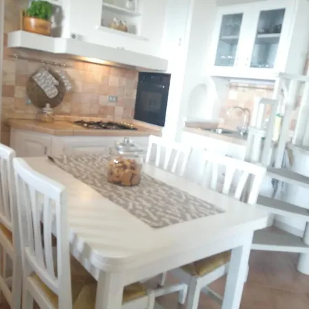 A Casa Di Olivo * קסטלנואובו מגרה
