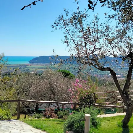 Villa A Casa Di Olivo Castelnuovo Magra